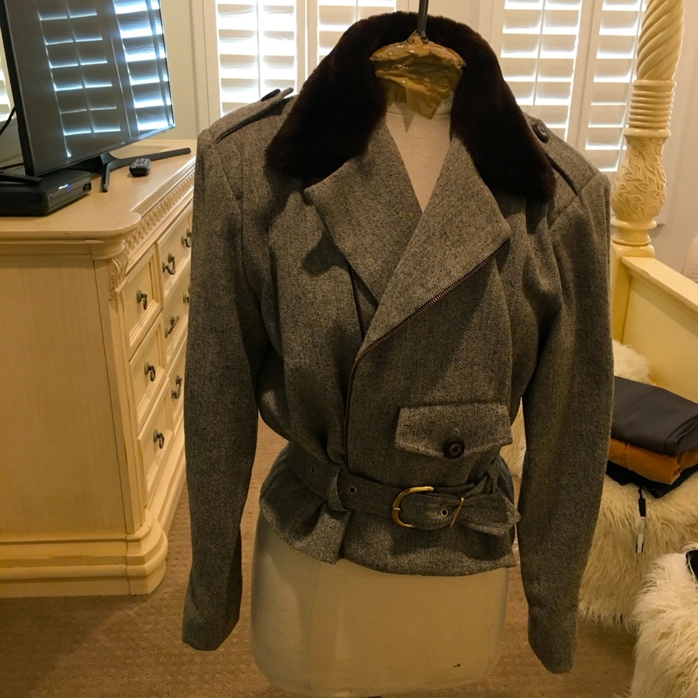 Women’s suit